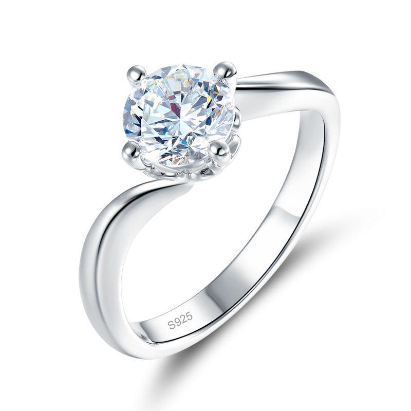 1 Carat Round Cut Moissanite Ring with Solitaire Setting